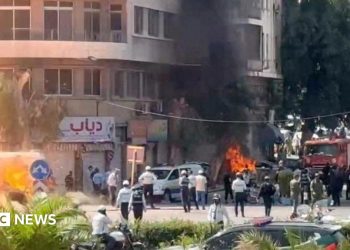 Explosions injure 18 in Damascus during Macron’s visit