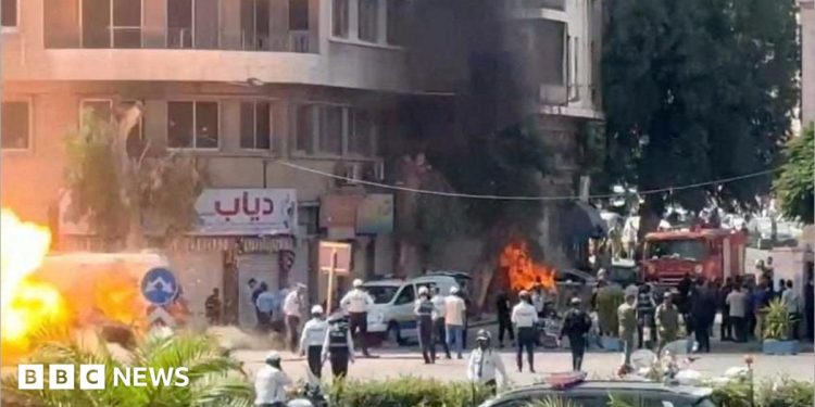 Explosions injure 18 in Damascus during Macron’s visit