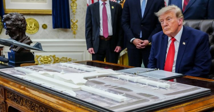 Trump announces plans for sprawling Dulles Airport makeover