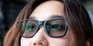 Meta is reportedly working on smart glasses that would be recording all the time