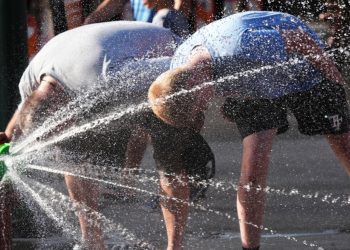 Ocean surface temperatures hit record high