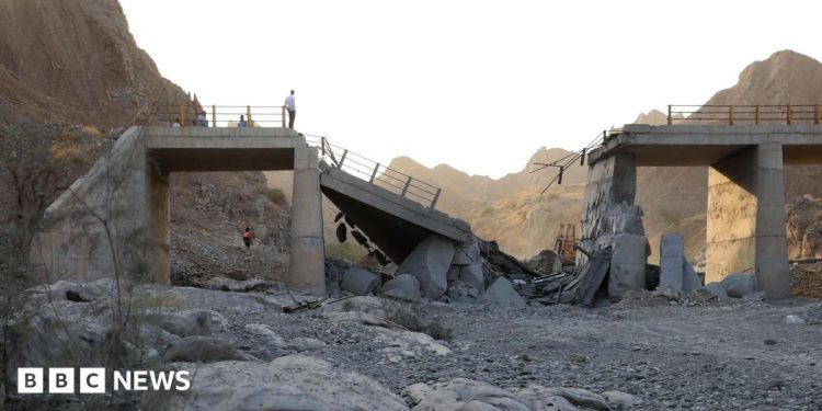 US and Iran exchange strikes after two US soldiers killed in Jordan