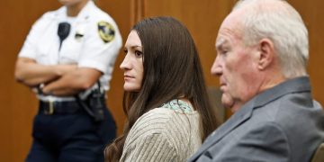 Lindsay Clancy Jury Split 11-1; Judge to Question Lone Holdout