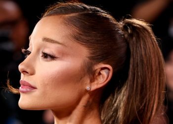 Ariana Grande tearfully ends 41-show tour and steps back from public life