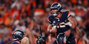12 one-score games set history in wild Sunday of slim margins