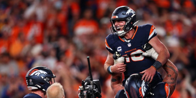 12 one-score games set history in wild Sunday of slim margins