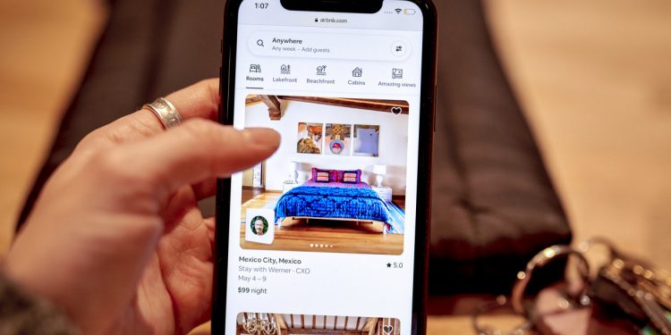 Airbnb hosts can no longer ask guests to clean dishes or make beds