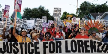 How the shooting death of a Houston father is igniting Latino politics in Texas