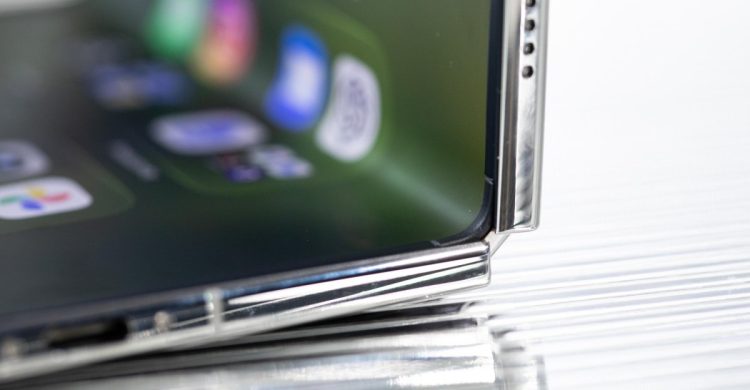 Apple says it only has ‘limited’ iPhone Duo units for in-store sales
