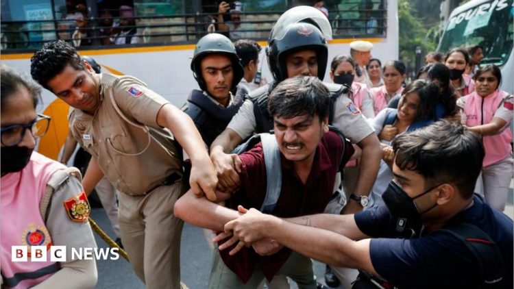 CJP at Jantar Mantar: ‘Cockroach’ group says leaders detained at Delhi protest