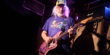 J Mascis has nothing better to do