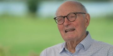 Alan Alda on fighting Parkinson’s with laughter