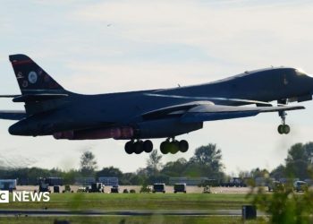 No 10 says RAF Fairford is ‘safe’ after US withdraws bombers